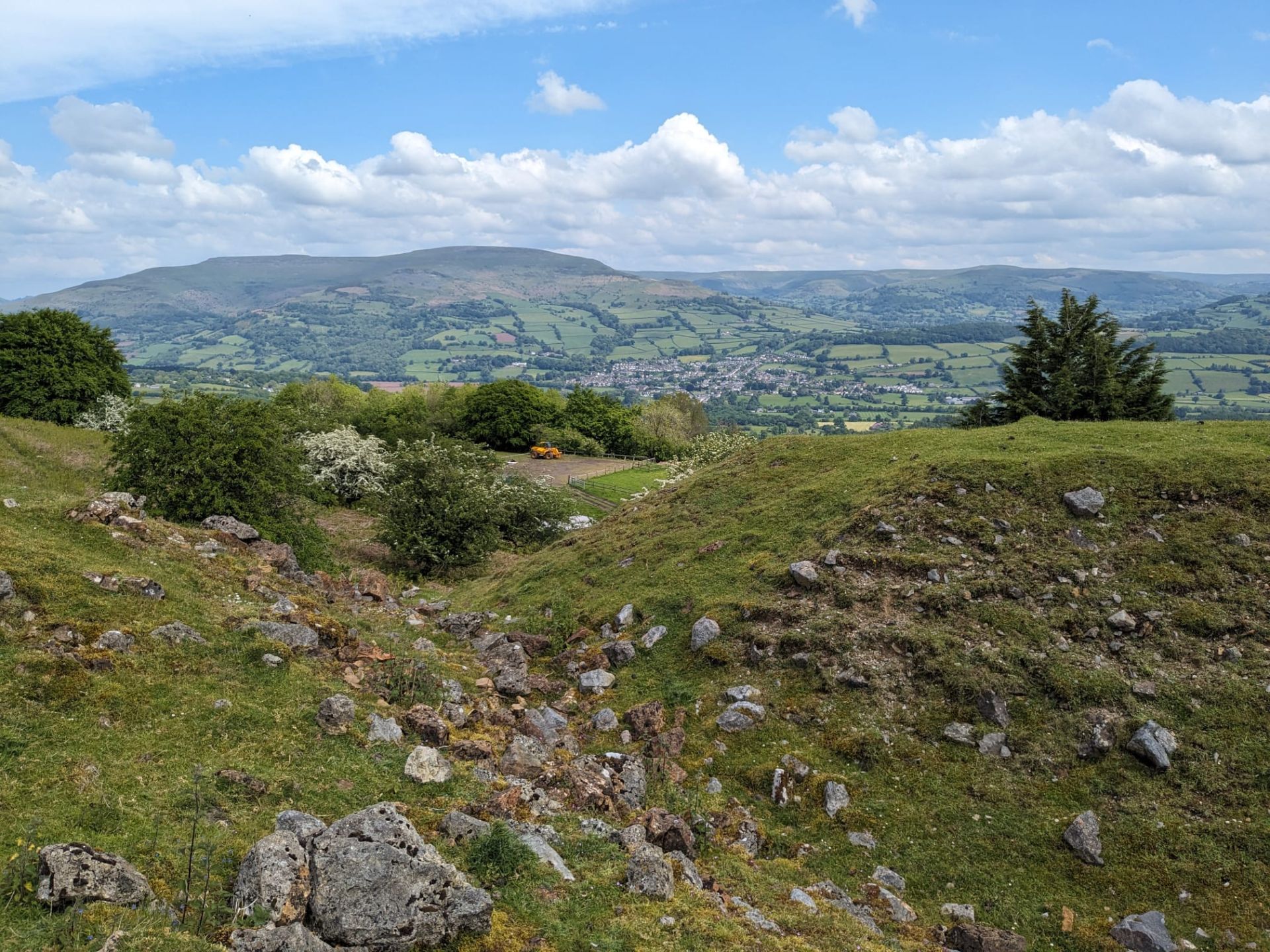Llangatwg Escarpment 